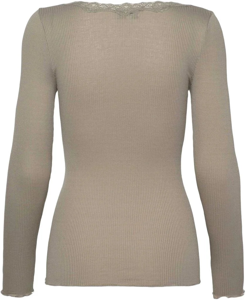 Rosemunde Trøje | RWBabette LS U-neck Lace T-shirt | Laurel Oak